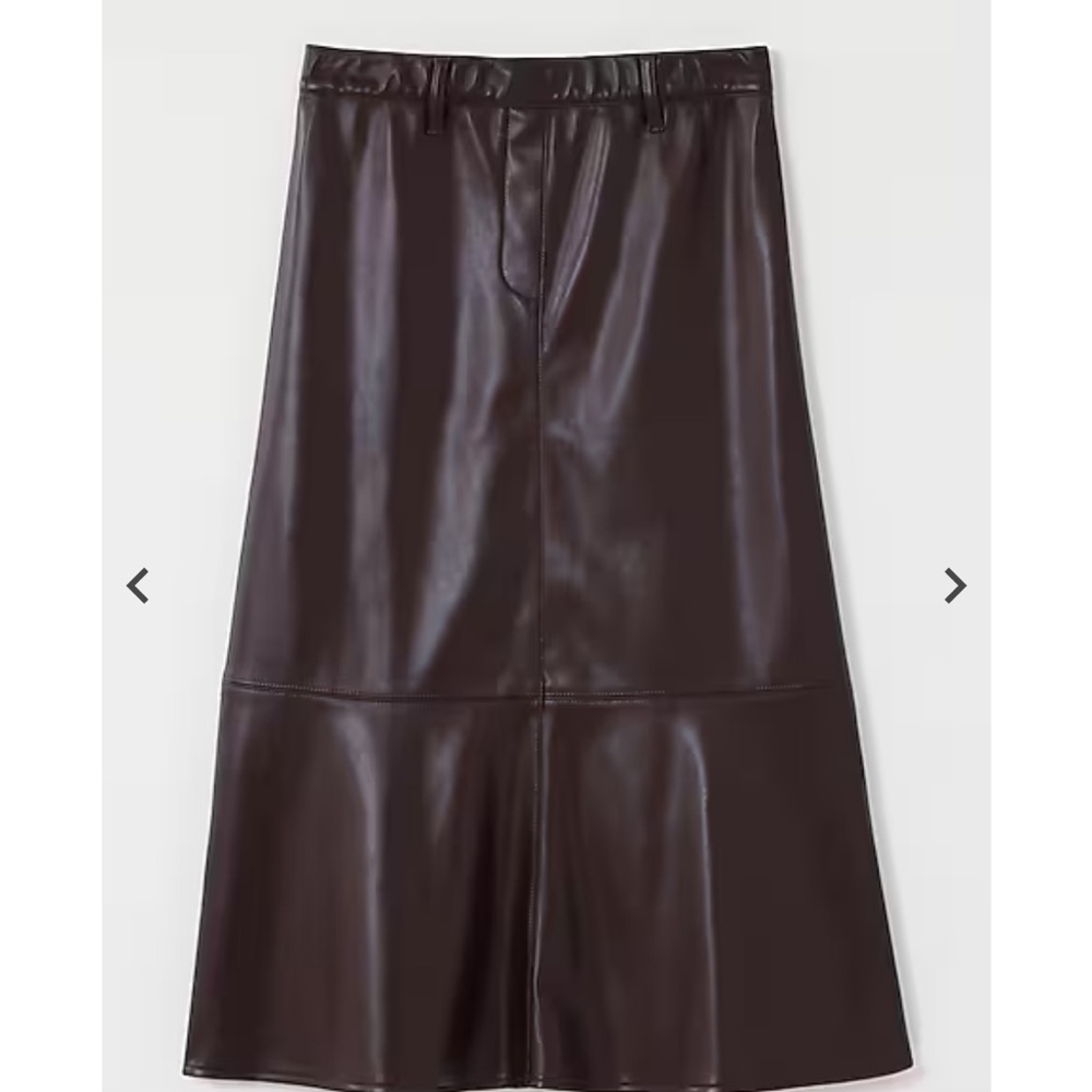 NWT J.Jill Faux-Leather Seamed Skirt (size MP)